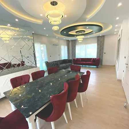 빌라 Terasus, 4 Bedroom, Large Garden And Private Swimming Pool